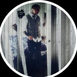 Meet your Posher, Lee