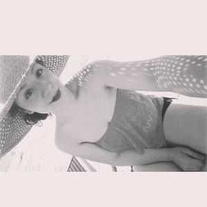 Meet your Posher, Gabriela