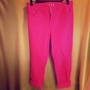 Hot pink Elle capris.