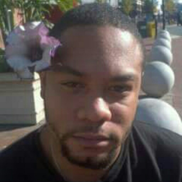 Meet your Posher, Jeffrey - Picture 2 of 3