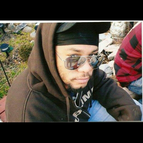 Meet your Posher, Jeffrey - Picture 3 of 3