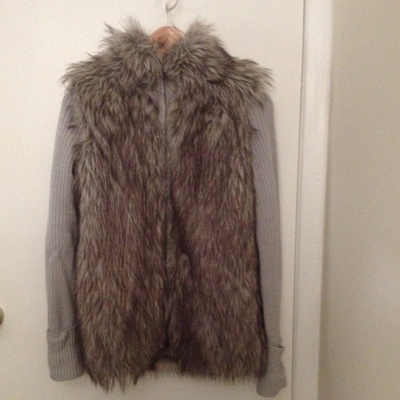 Express Sweaters - Cute Express Faux Fur Zipper Sweater Cardigan