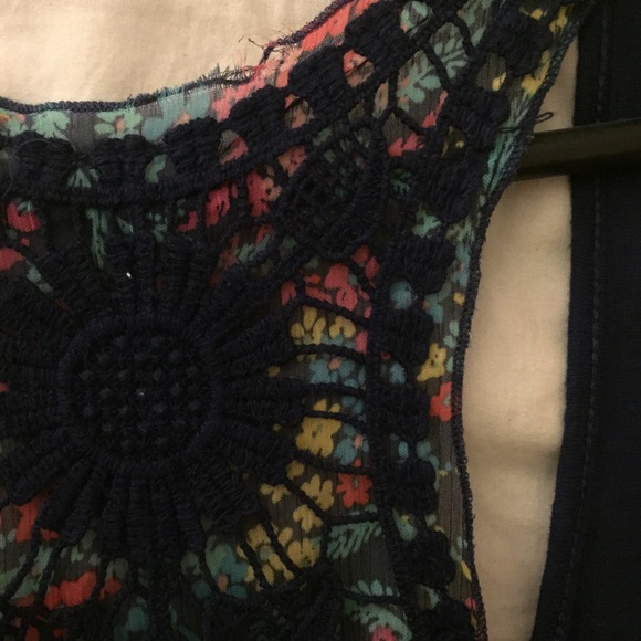 Tank Top - Picture 4 of 4