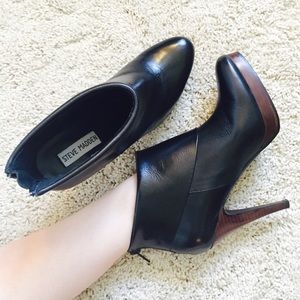 Steve Madden Trishia Leather Ankle Booties