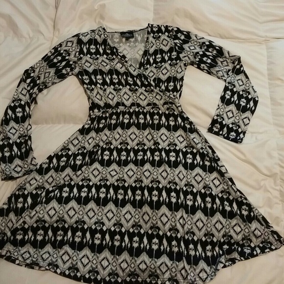 Tribal Pattern Long Sleeve Dress
