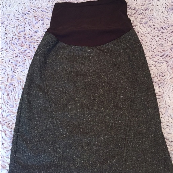 Maternity skirt