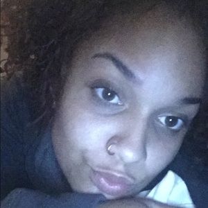 Meet your Posher, Brenda