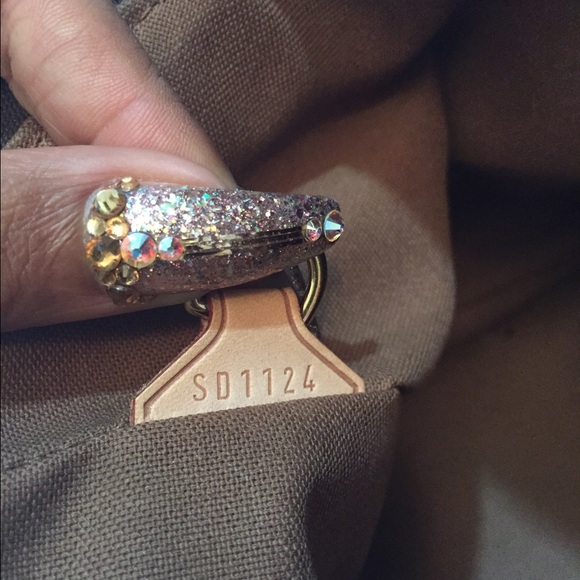 🚫**SOLD**🚫Louis Vuitton Tivoli GM *AUTHENTIC* - Picture 3 of 4