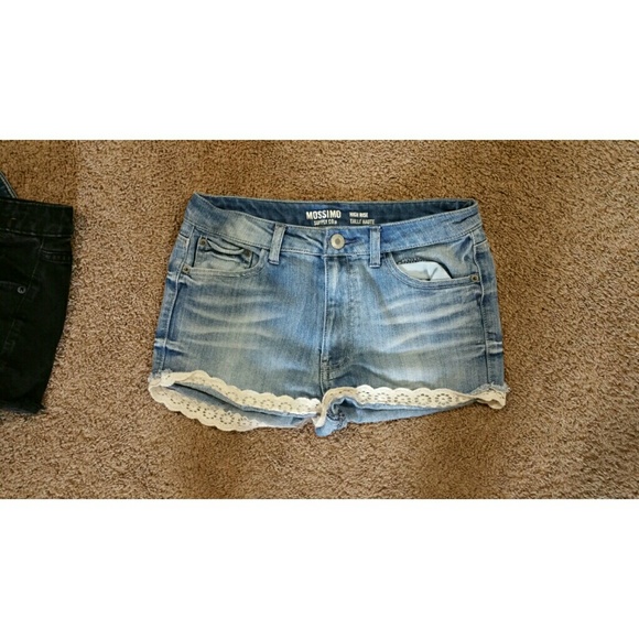 Mossimo shorts
