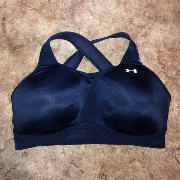 NWOT Under Armour workout bra