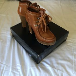 High heel boots