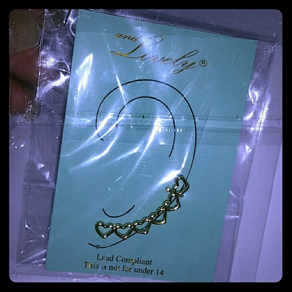 Fashion gold earring cuff hearts ??