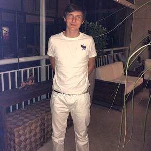 Meet your Posher, Andre