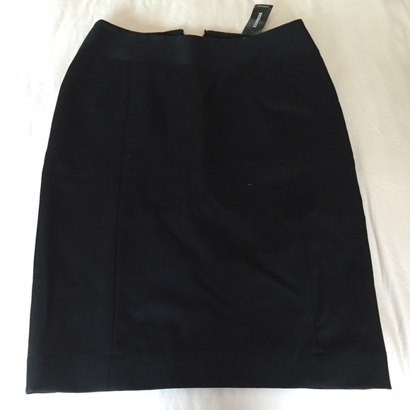 Express black pencil skirt w/ button slit NBW NWT