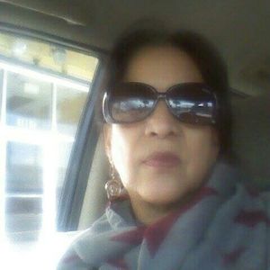 Meet your Posher, Rosario