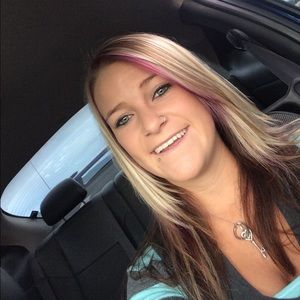 Meet your Posher, Katie