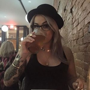 Meet your Posher, Erika