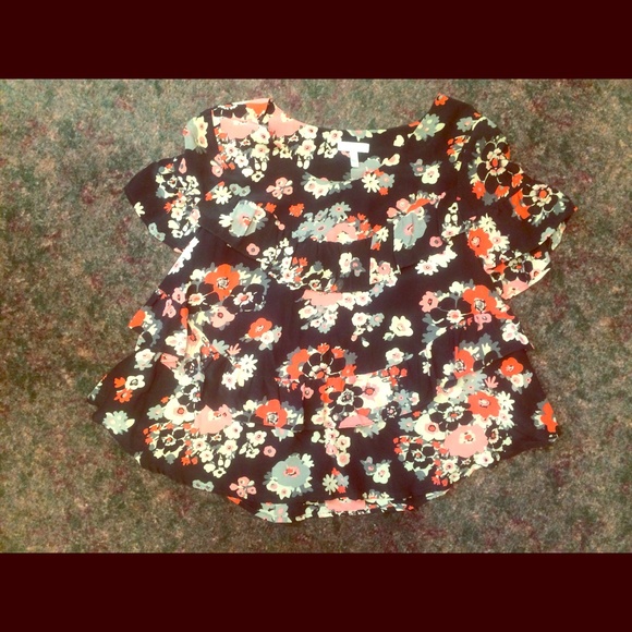 Sold!! Joie silk ruffle blouse size small