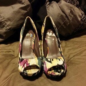Madden girl purple yellow forest green color pumps