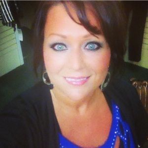 Meet your Posher, Shelly