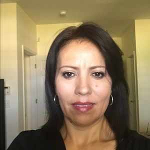 Meet your Posher, Veronica