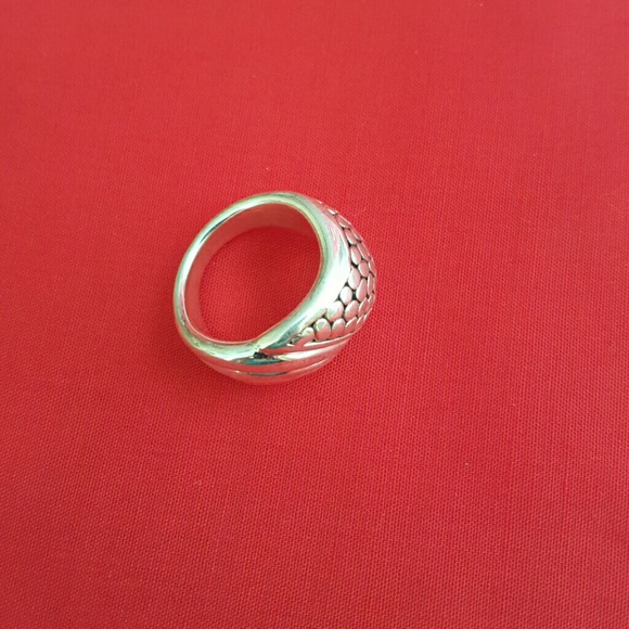 Silver ring - Picture 1 of 2