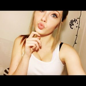 Meet your Posher, Alexus