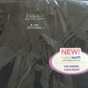 Hanes cotton woman's pocket tee.