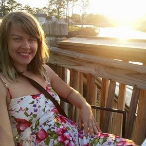 Meet your Posher, Holly