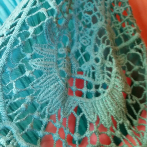 Shirt - Picture 2 of 3