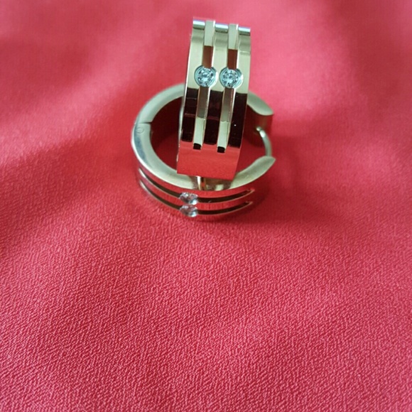 Hoop earrings, Its a nickel size - Picture 1 of 1