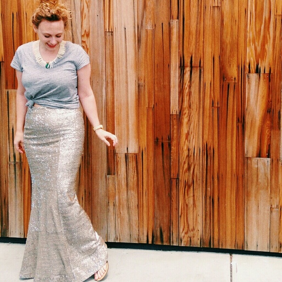 Meet your Posher, Caitlin - Picture 2 of 3