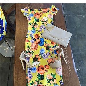 Long Midi Floral dress in great condition