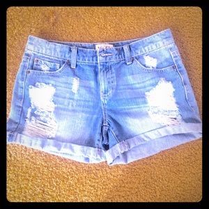Mudd Jean destroyed lighter rolled up shorts