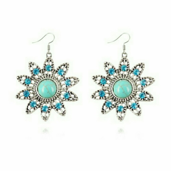 TIBETAN SILVER Jewelry - 💥SUN SHAPED DROP DANGLE EARRINGS💥