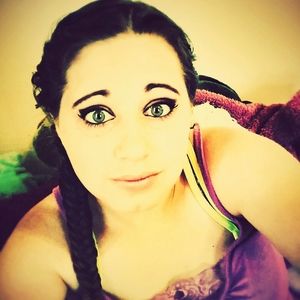 Meet your Posher, Eliza