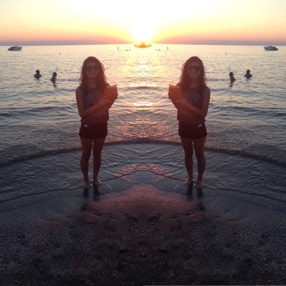 Meet your Posher, Toni - Picture 1 of 1