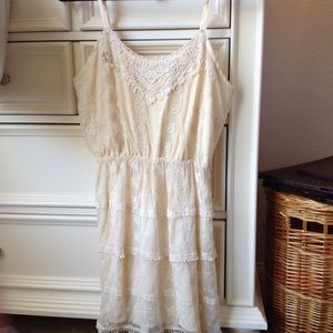 ArdenB Cream Lace Dress