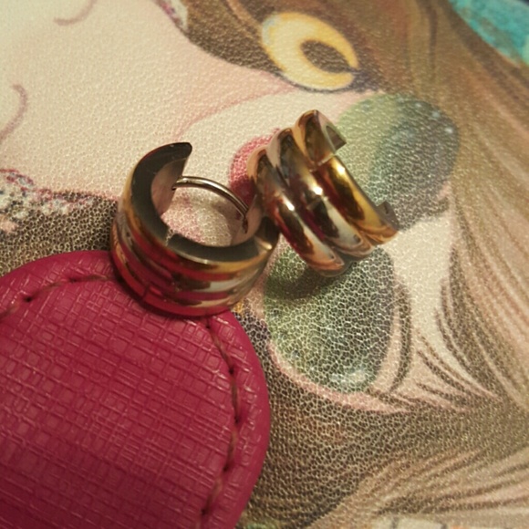 3 tone earrings sold - Picture 1 of 4