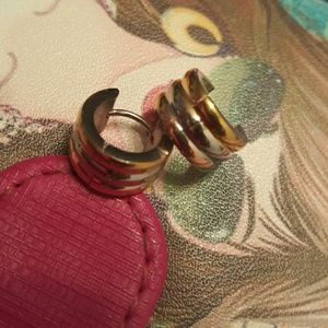 3 tone earrings sold
