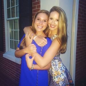 Meet your Posher, Laura