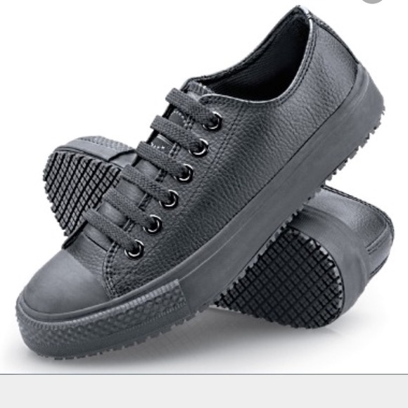 are chuck taylors slip resistant