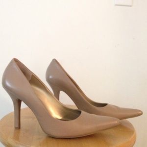Nine West Nude Heels