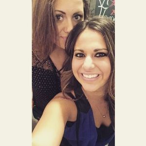 Meet your Posher, Danielle