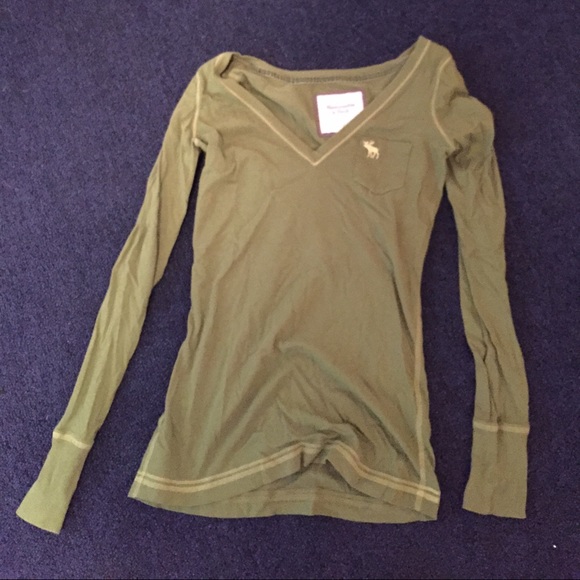 EUC Abercrombie & Fitch long sleeve shirt