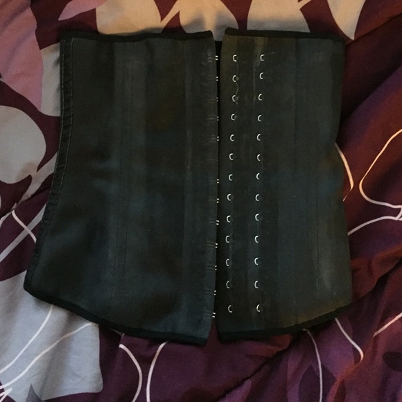 Waist cincher/trainer