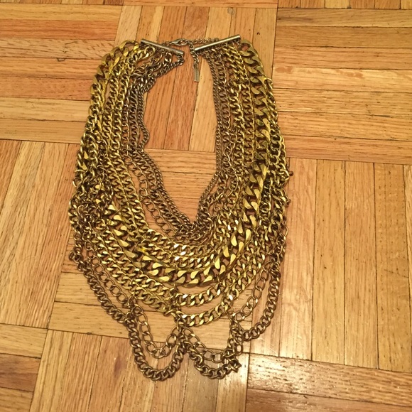 Statement chain necklace