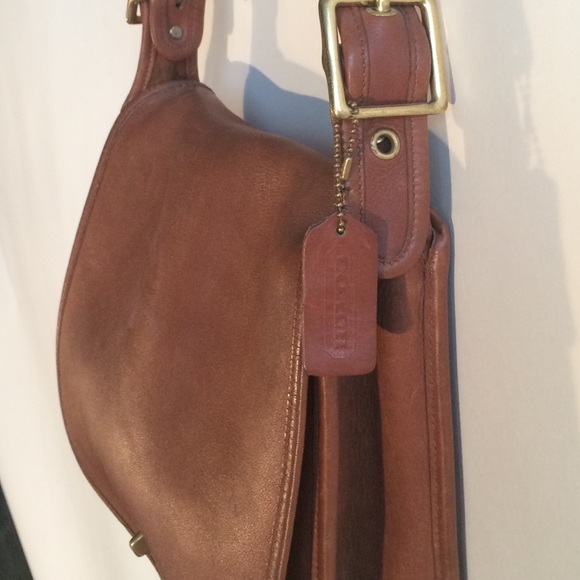 🌟SOLD🌟 Vintage Large Coach Satchel - Picture 3 of 4