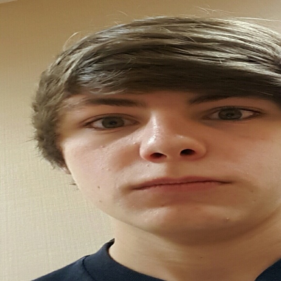 Meet your Posher, Cody - Picture 1 of 1