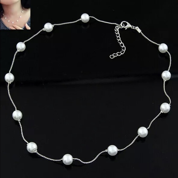 Accessories - Pearl  necklace choker